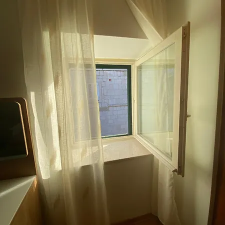 Base Guest house 3*