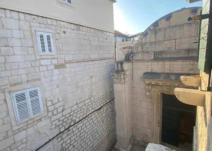 Pensjonat Base Split